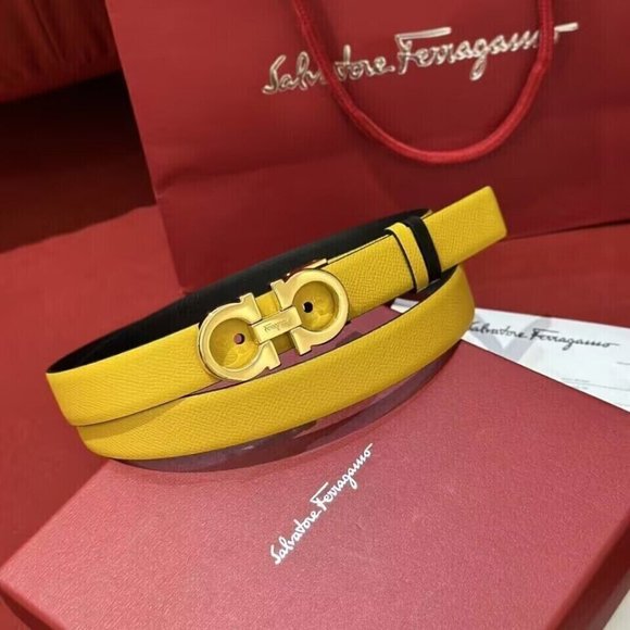 Salvatore Ferragamo Gancini Belt -Size 90 Yellow/Black Women’s Belt - Picture 6 of 7
